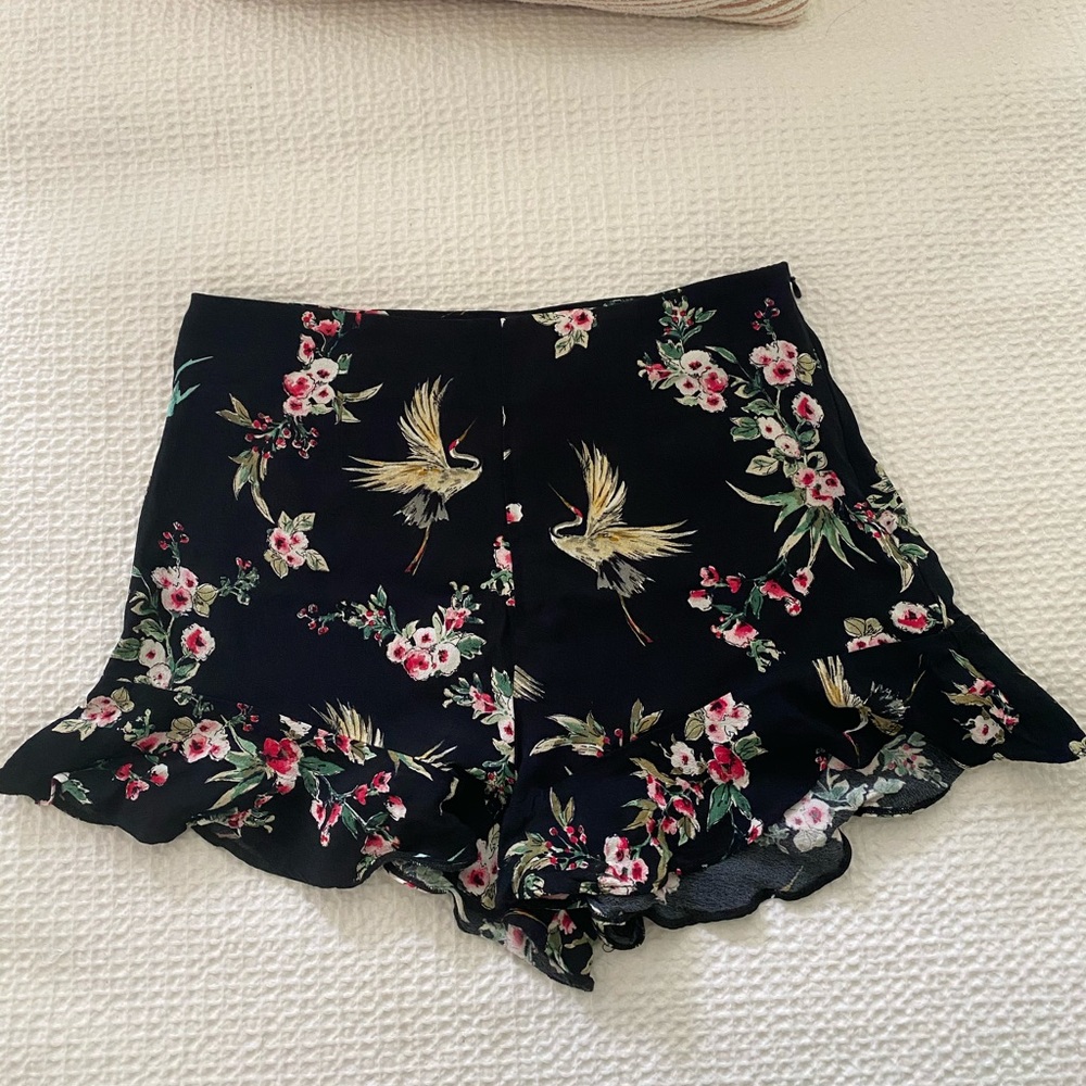 Zara floral highwaisted shorts